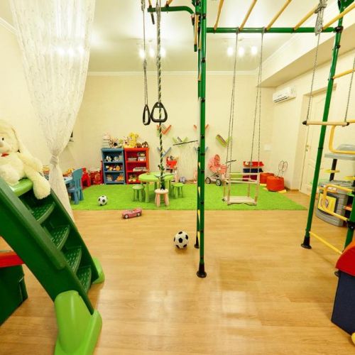 Отель "Бонжур"