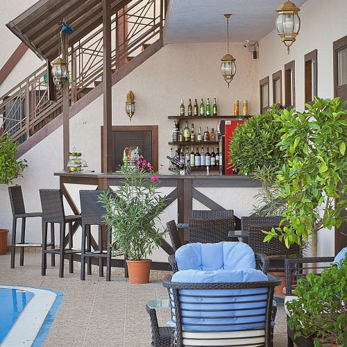 Отель "Бонжур"