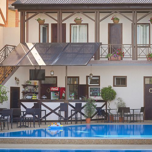 Отель "Бонжур"