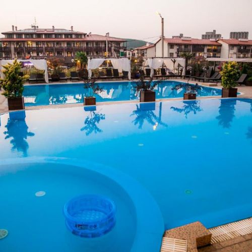 Отель "Бонжур"